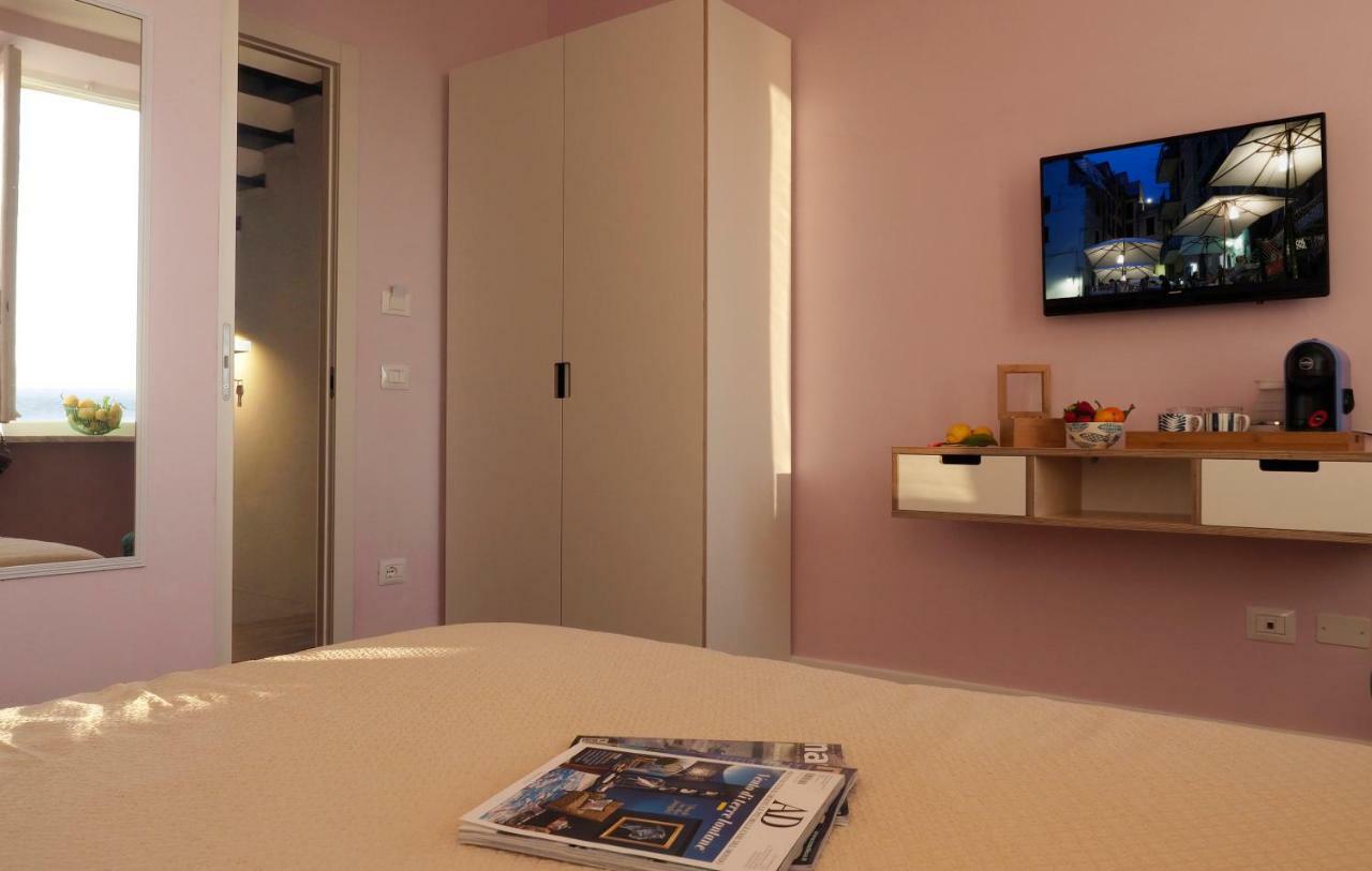 Ai Pesci Room Rental Riomaggiore Exterior foto